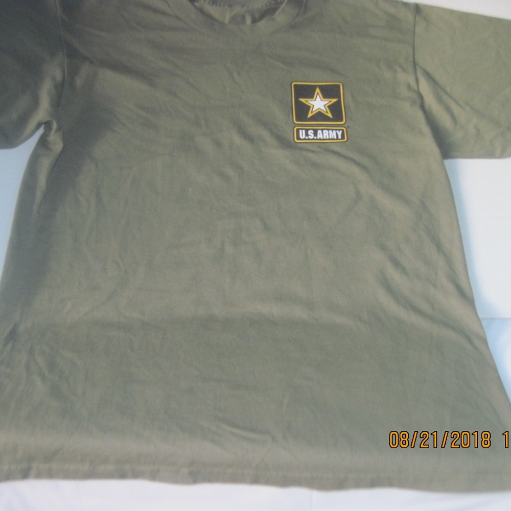 U.S ARMY GREEN MEN'S T-SHIRT LARGE